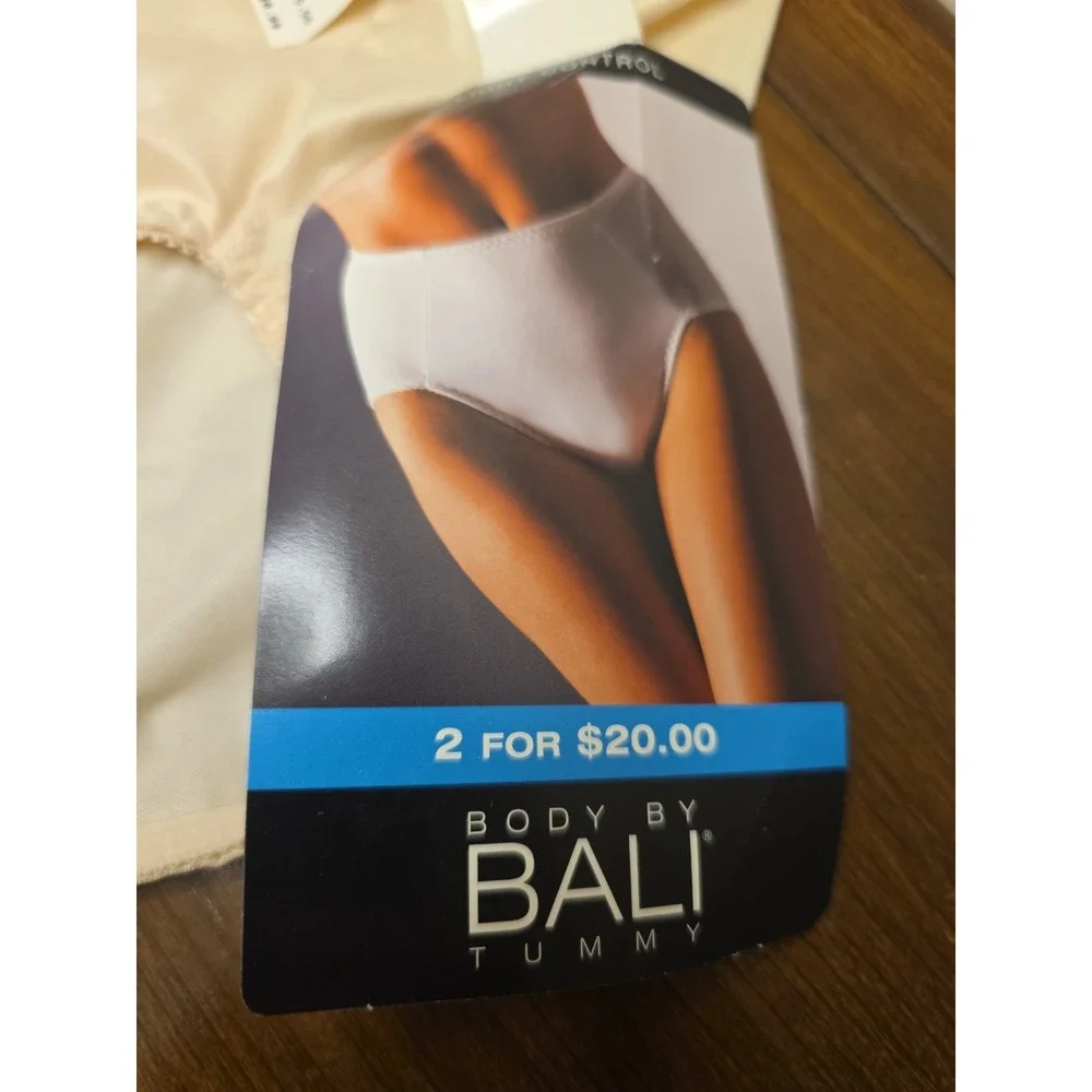 VTG 2002 Bali 8701 Light Control Hi Cut Brief Panties XL Shapewear NOS Tags